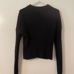Madewell black crop sweater - Size M